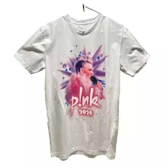 P!nk 2024 Concert Shirt Adult Medium White Short Sleeve T-Shirt Multi Color Logo - Picture 1 of 12